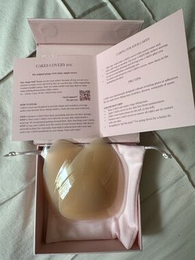 Cakes body- Silicone Adhesive Nipple Covers - triangle